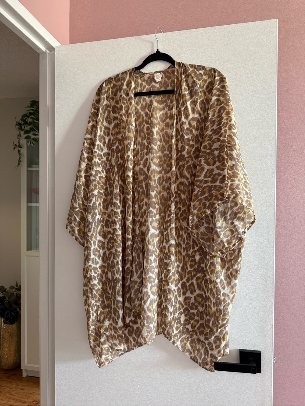 Aerie Leopard Print Kimono